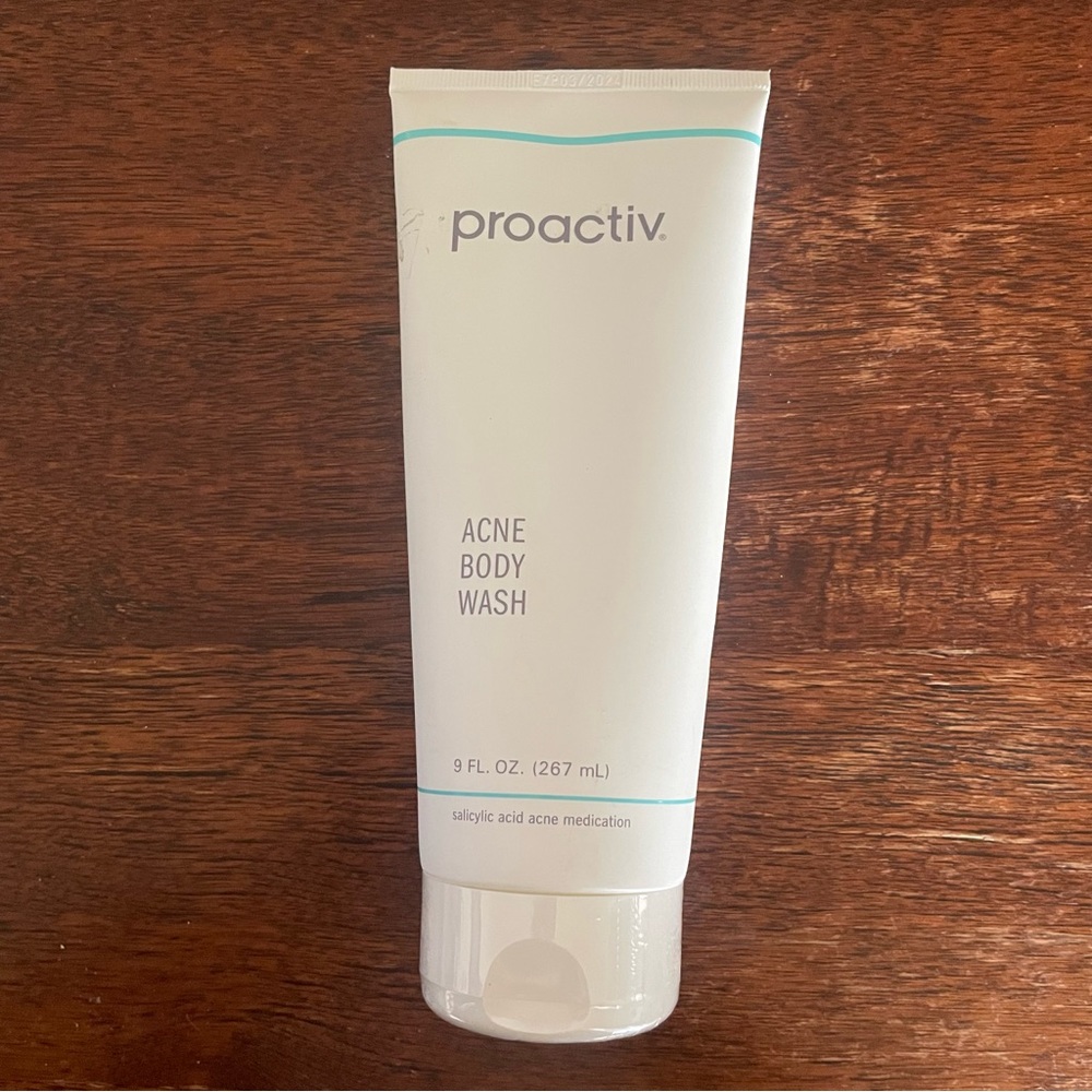 Proactiv Acne Body Wash - Sealed - Large 9 oz size